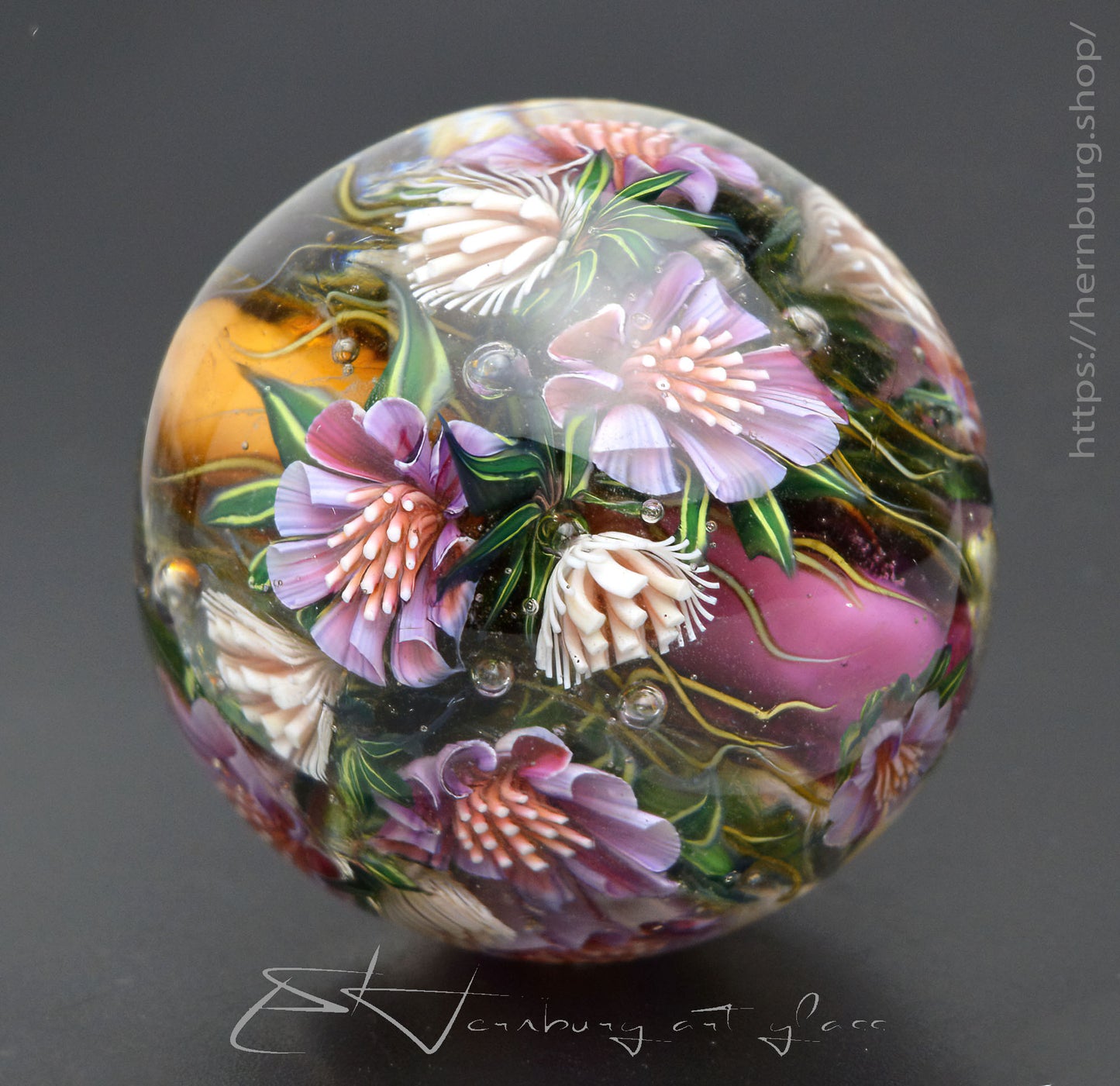 Marble. Collectible Sphere “Wild Bloom”. Glass. . Diameter — 42 mm (1.65”)