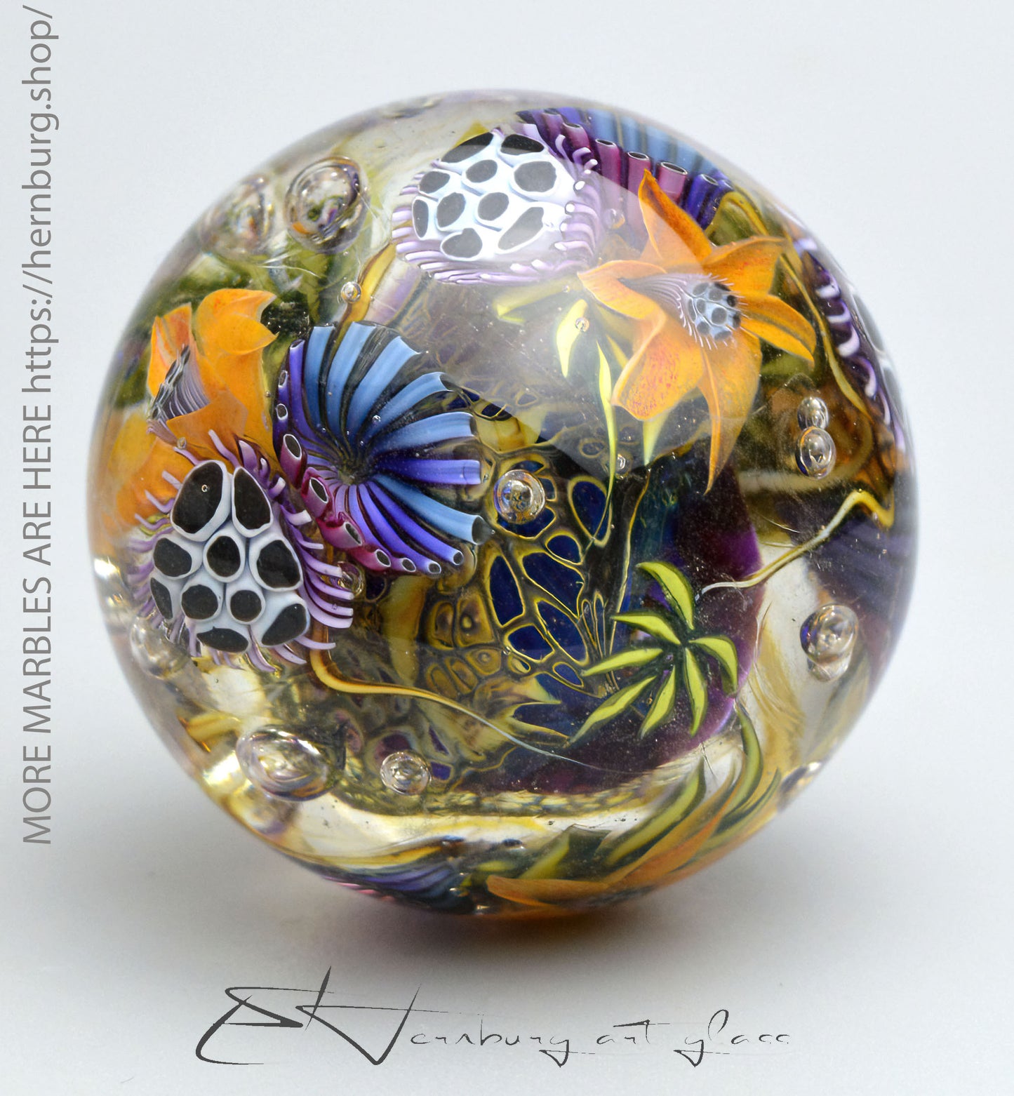 Marble "Glass Dreaming of Water" Glass. Collectible sphere. 39 mm (1.53”).