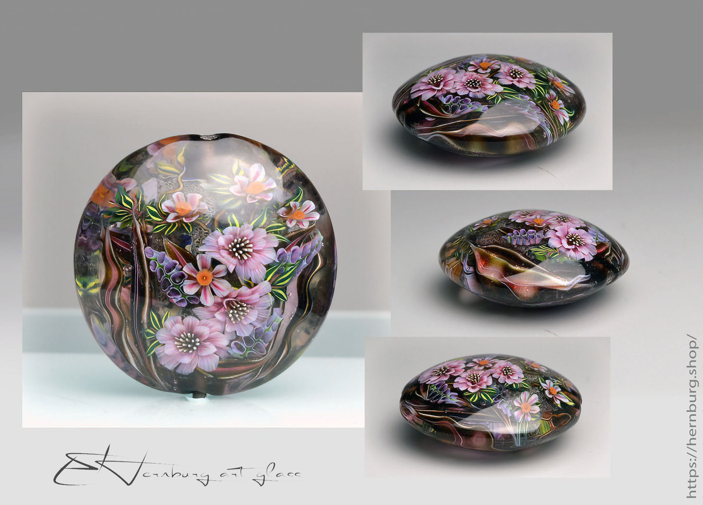 Pendant. Lampwork glass pendant.