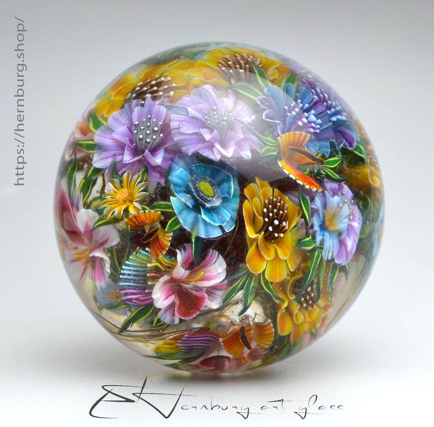 Marbe. "Floral Round Dance" Glass. Collectible ball. Diameter 55 mm - 2.16 inch