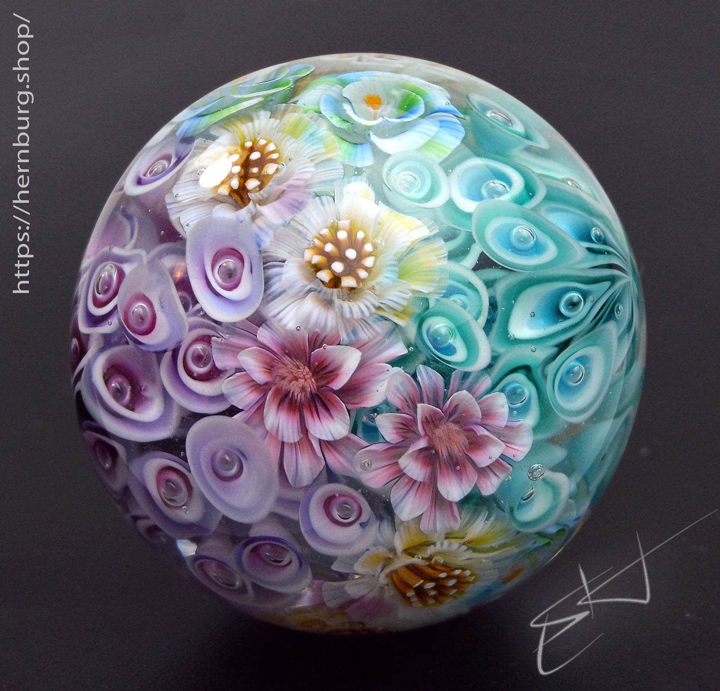Marble "Kaleidoscope” Glass. Collectible sphere. Diameter — 42 mm (1.65”).