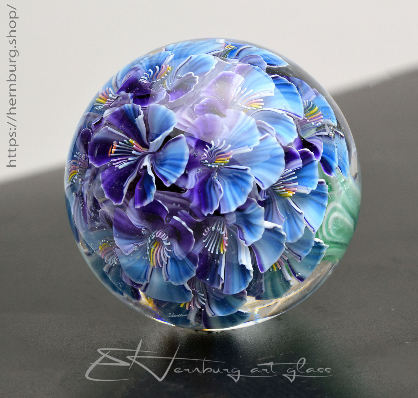 Marble "Study in Blue" Glass. Collectible sphere. Diameter — 40 mm (1.57”).
