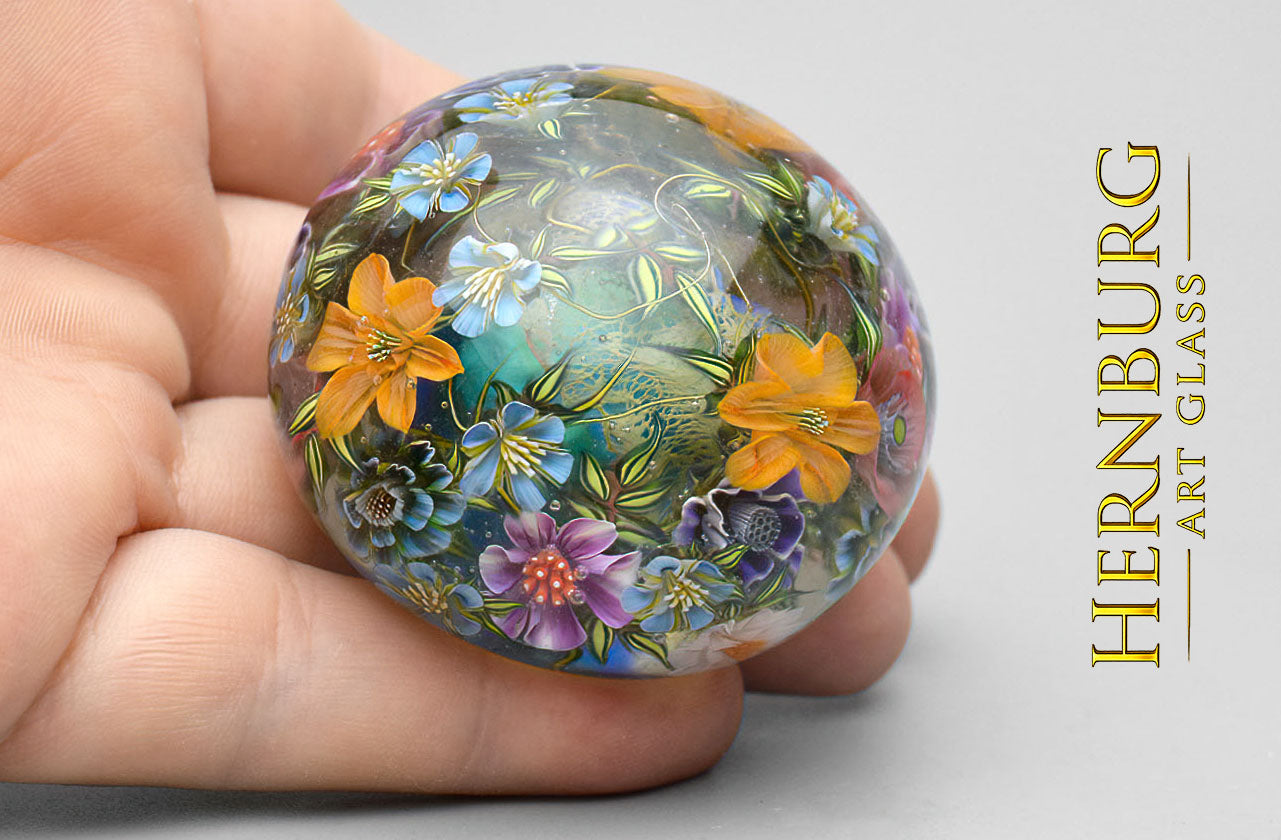 Paperweight "WONDERLAND". Glass. Diameter 53 mm (2.09”)