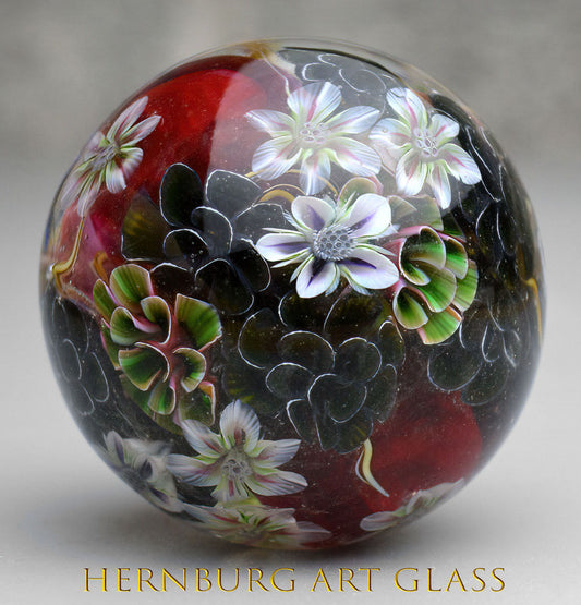 Marble. Collectible Sphere “Living Lace: Victory”. Glass. . Diameter — 40 mm (1.57”)