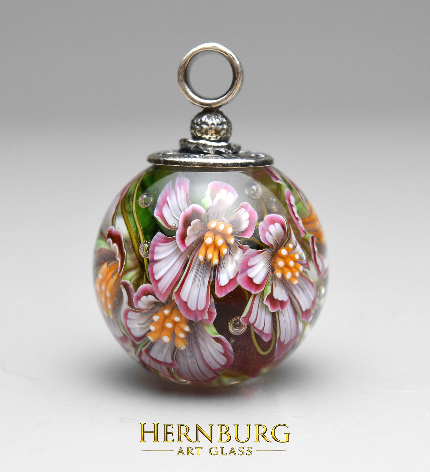 Orbella POMPADUR. Lampwork glass pendant.