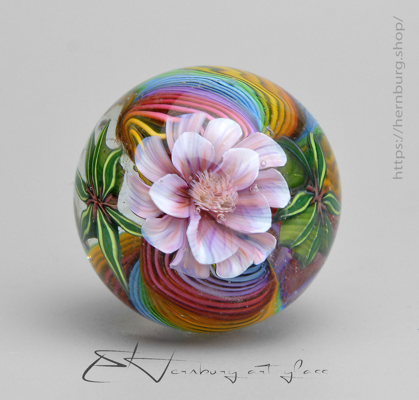 Marble "Springwave" Glass. Collectible sphere. Diameter — 30 mm (1.18”).