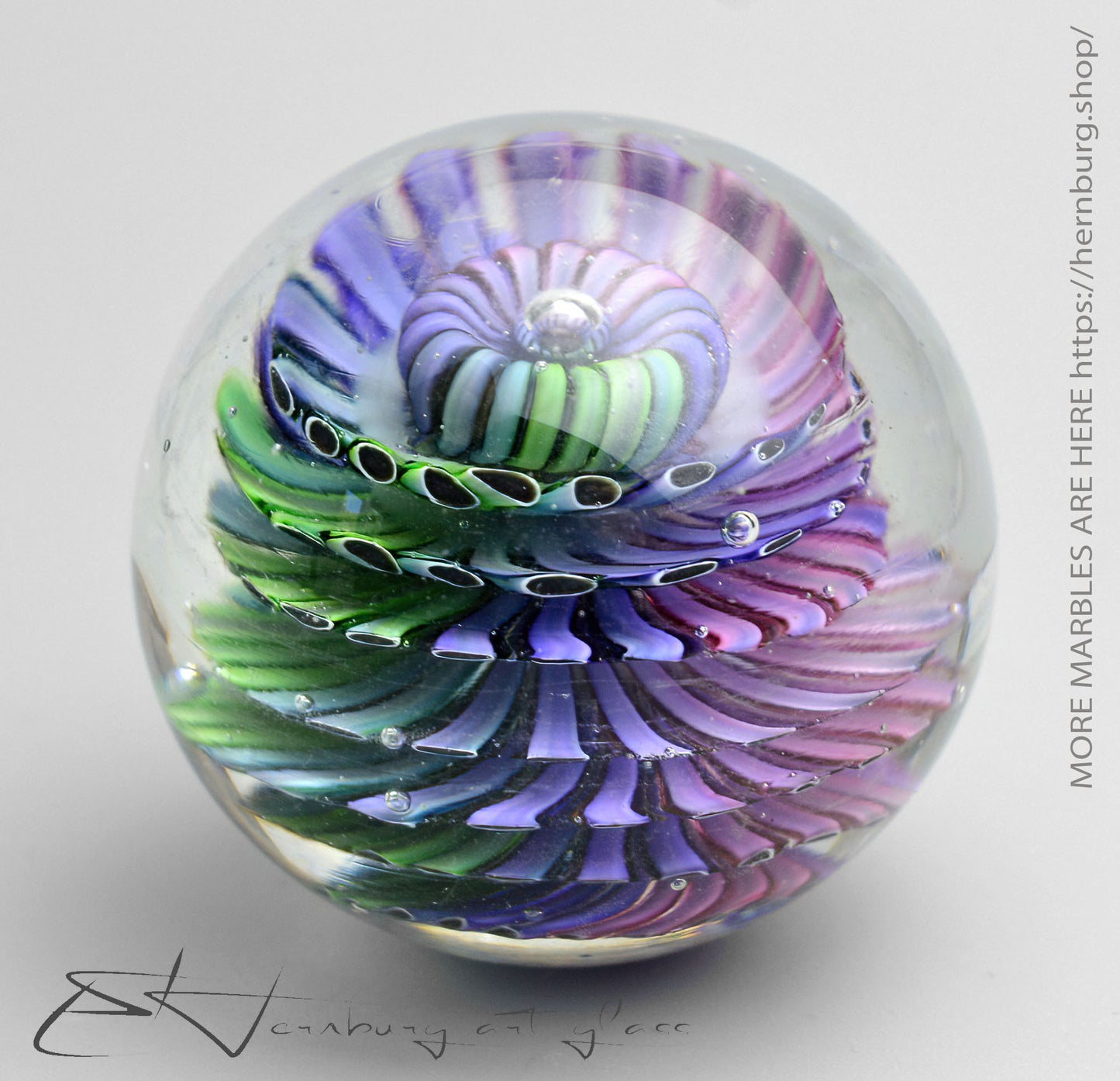 Marble. Collectible Sphere “Cherokee Star” Glass. . Diameter — 39 mm (1.53”)