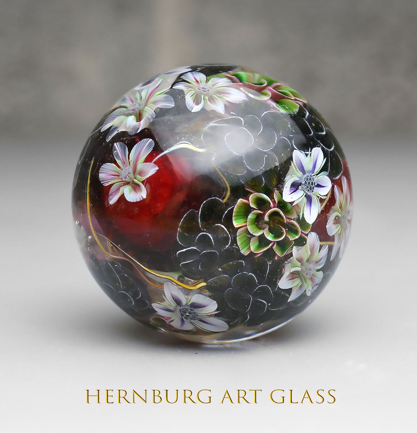 Marble. Collectible Sphere “Living Lace: Victory”. Glass. . Diameter — 40 mm (1.57”)