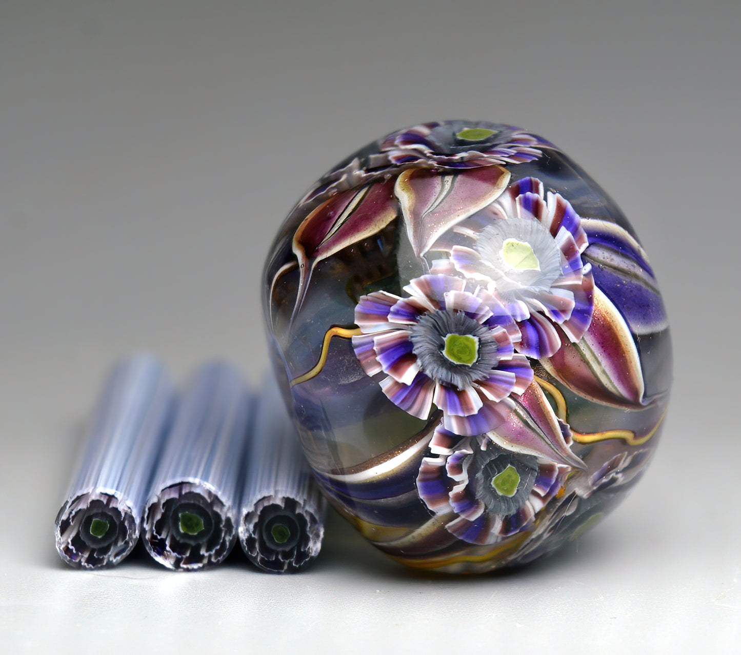 Murini flowers. SERENIS. Sticks 5 cm long. Materials for lampwork. Glass COE104