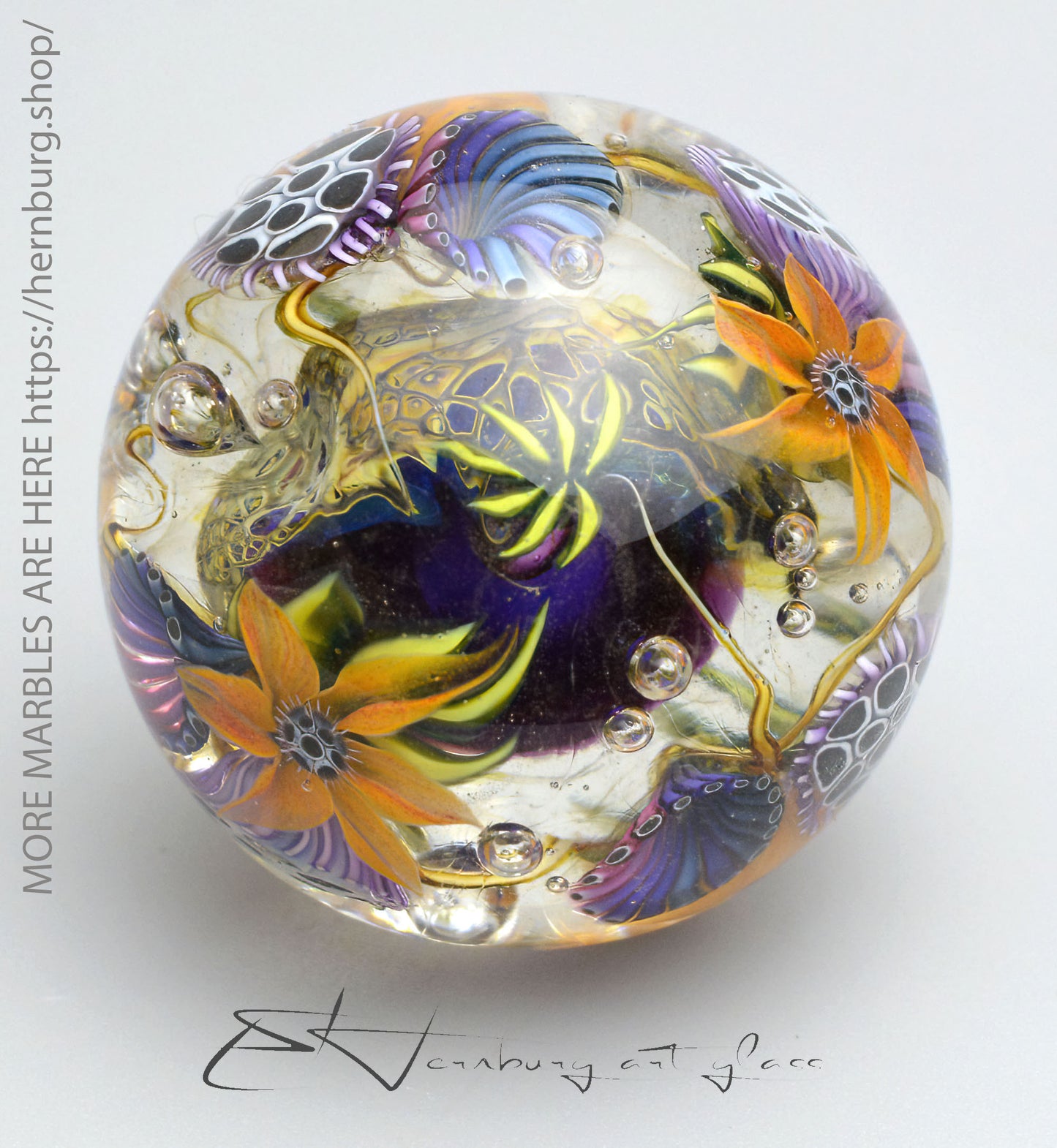 Marble "Glass Dreaming of Water" Glass. Collectible sphere. 39 mm (1.53”).