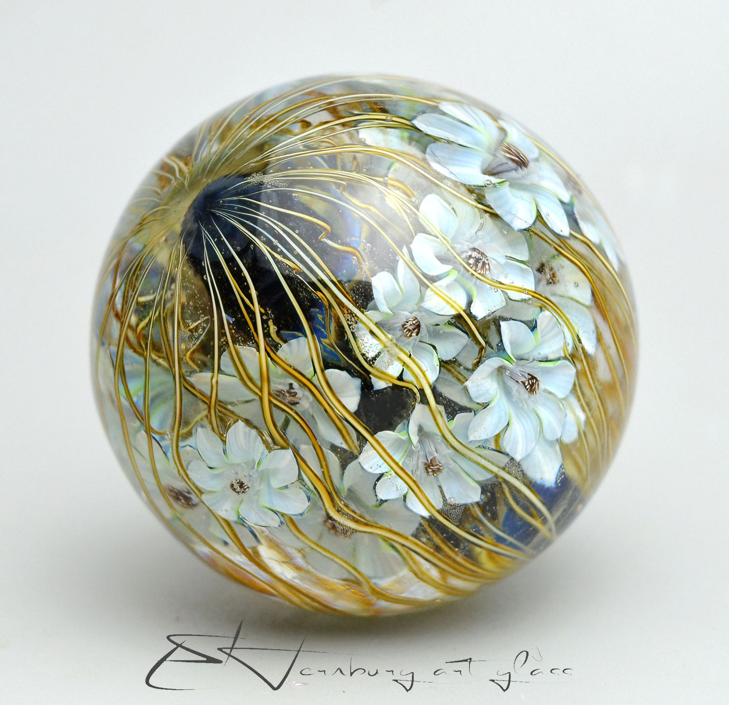 Marble "Branchella White" Glass. Collectible sphere. Diameter — 40 mm (1.57”).