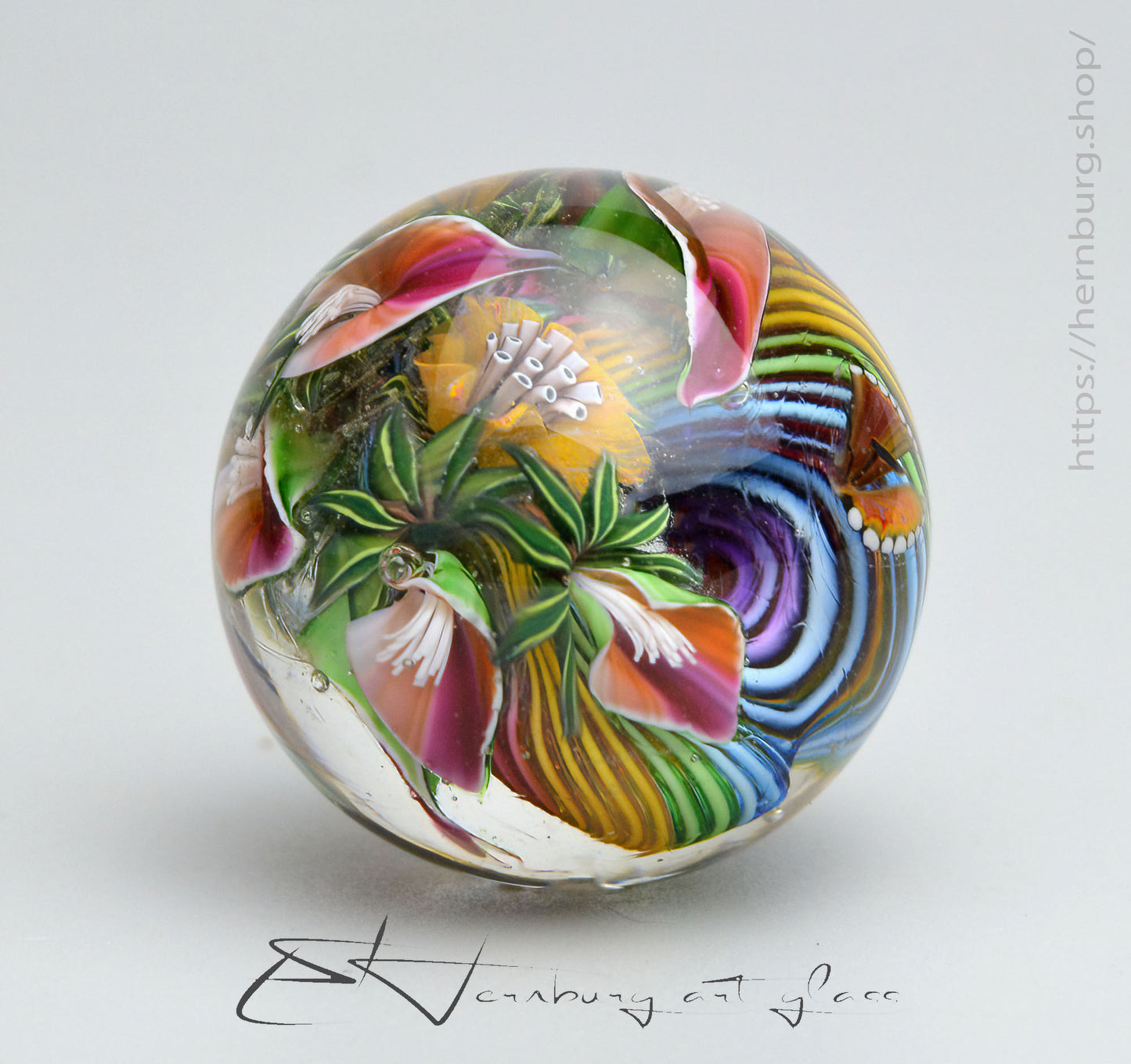 Marble "Flow of Joy" Glass. Collectible sphere. Diameter — 30 mm (1.18”).