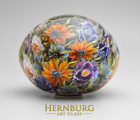 Paperweight "FULL HOUSE". Glass. Diameter 54 mm (2.13”)