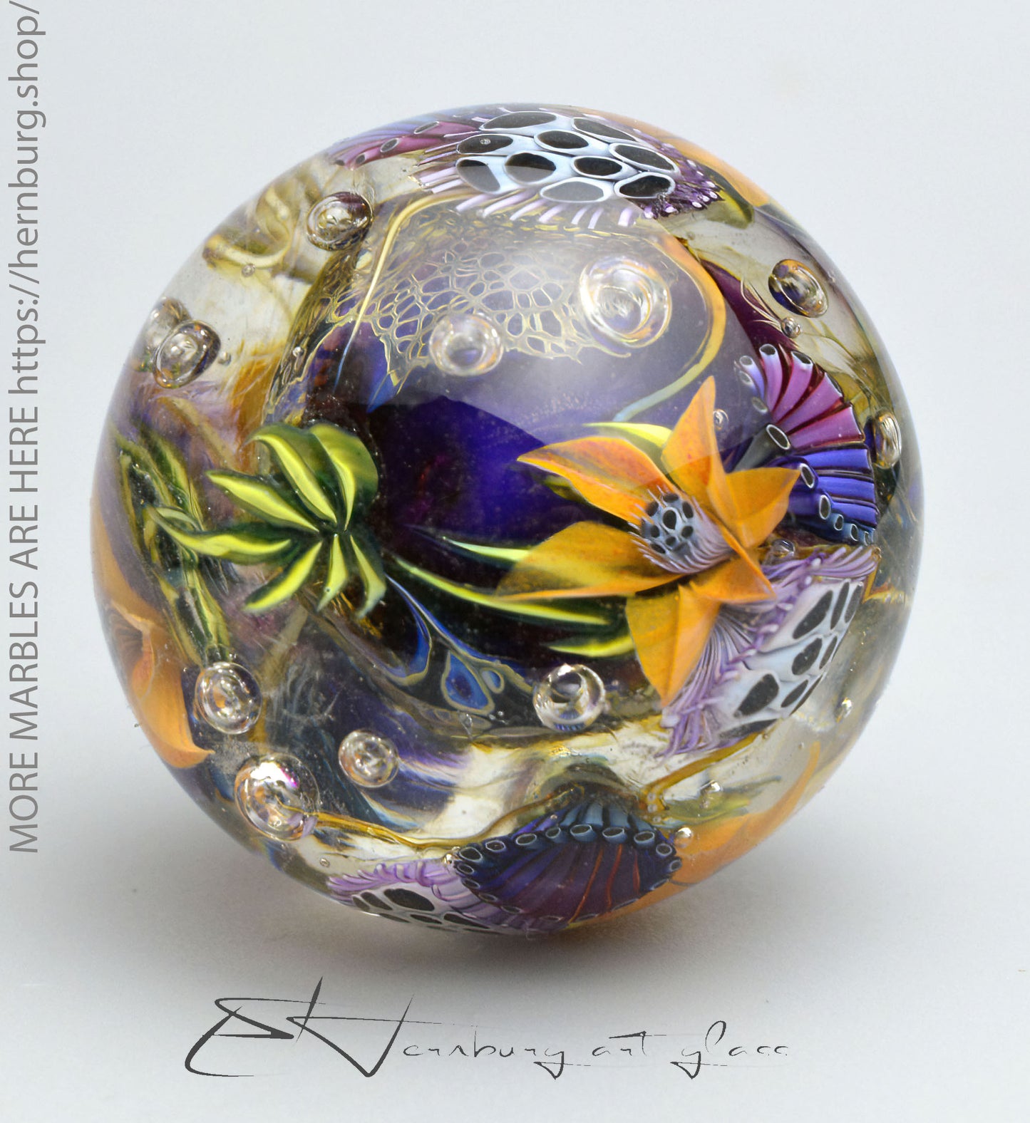 Marble "Glass Dreaming of Water" Glass. Collectible sphere. 39 mm (1.53”).