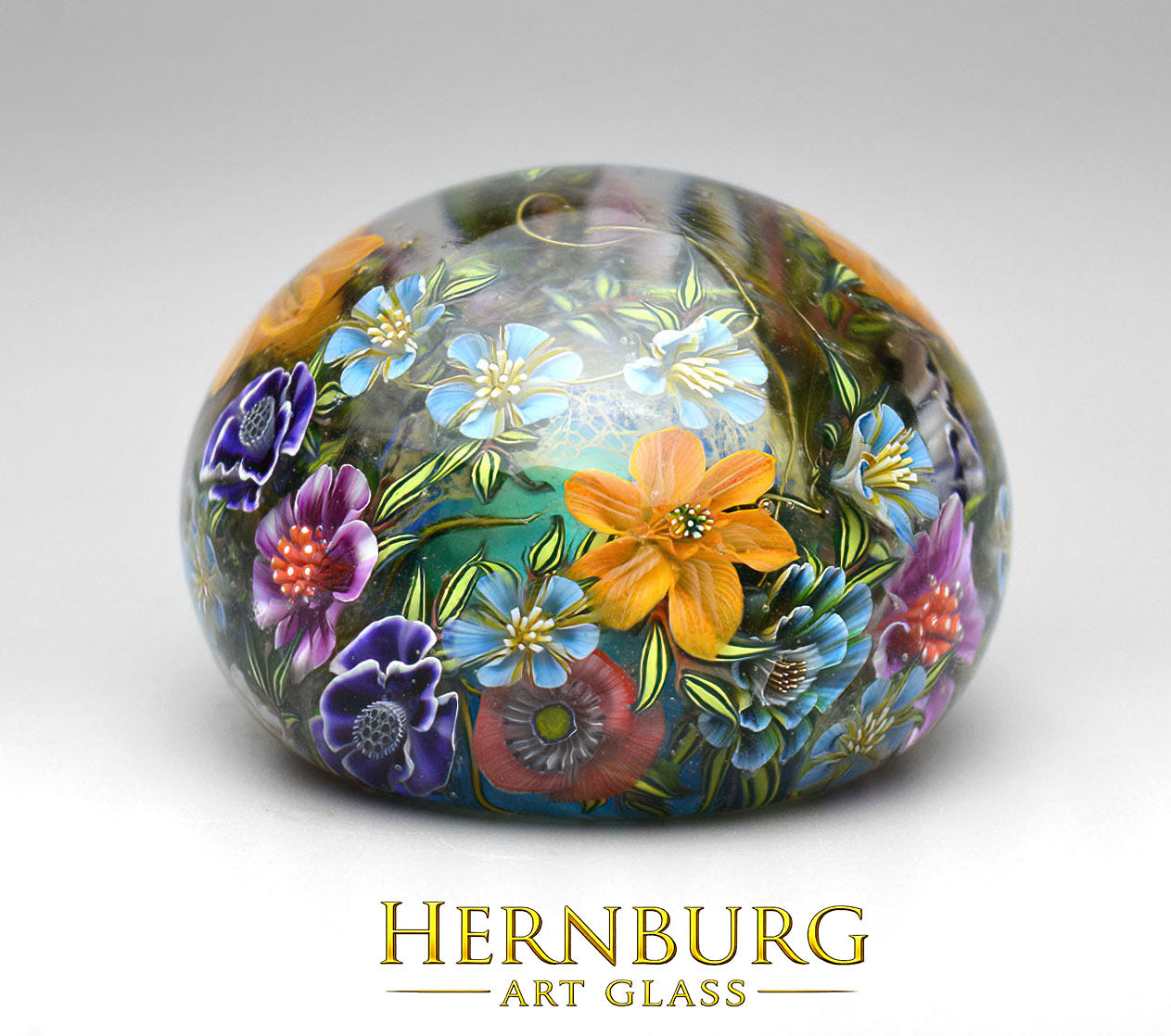 Paperweight "WONDERLAND". Glass. Diameter 53 mm (2.09”)