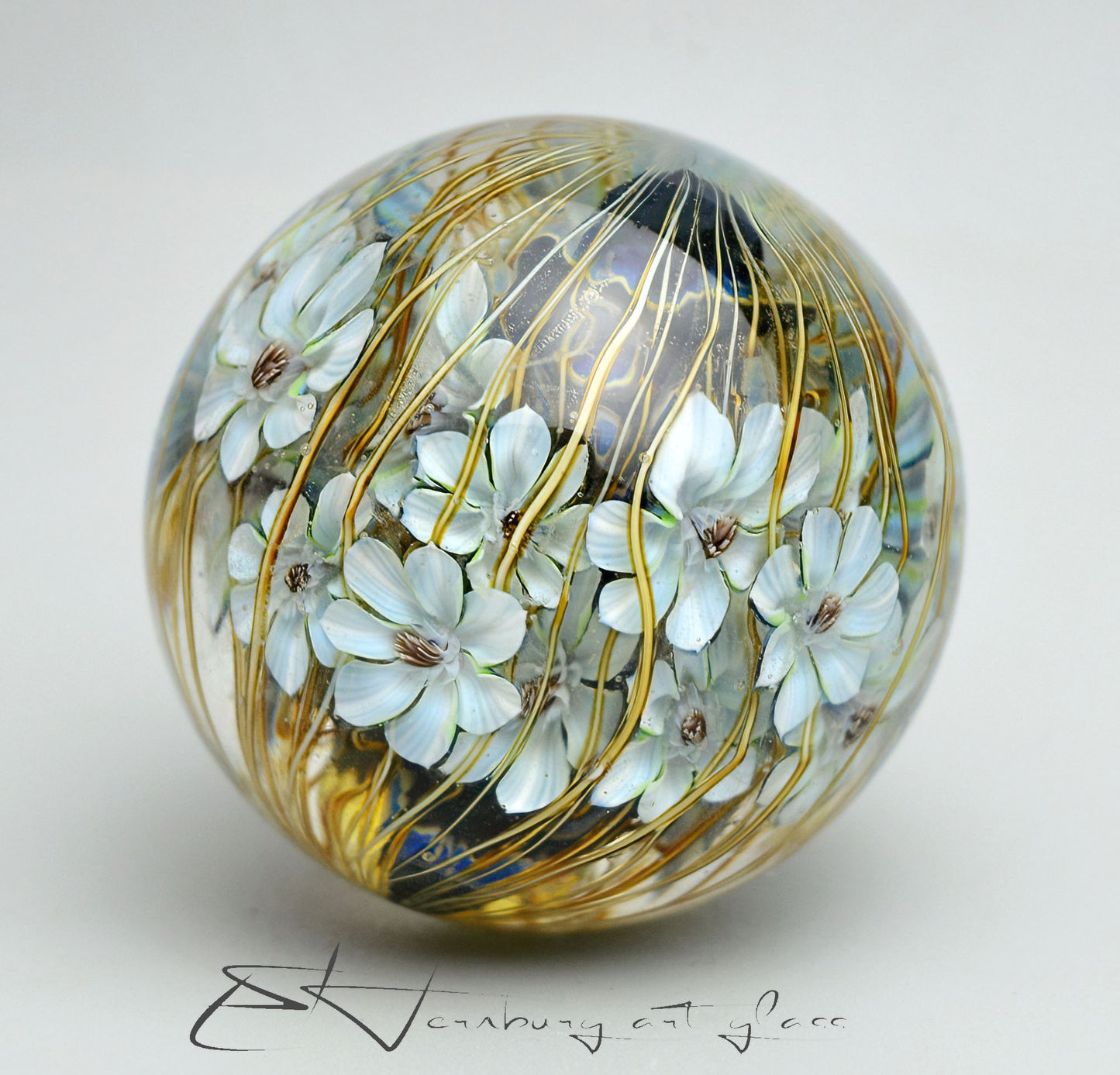 Marble "Branchella White" Glass. Collectible sphere. Diameter — 40 mm (1.57”).