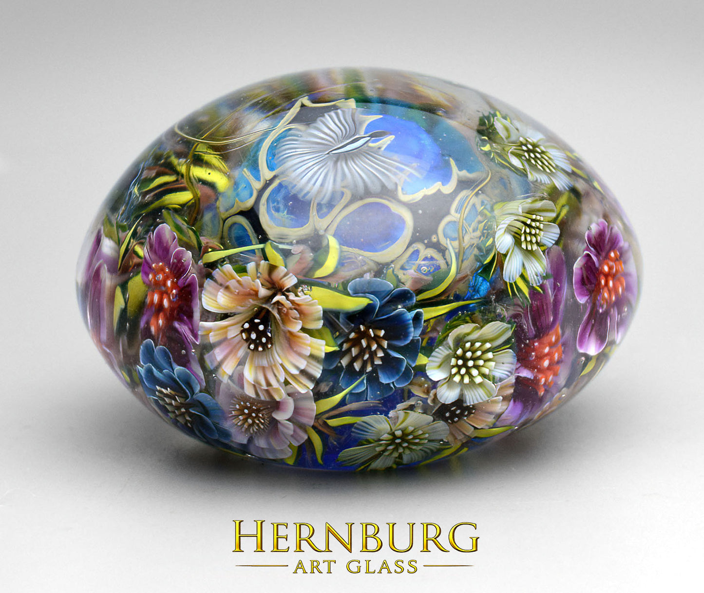 Paperweight "FAR AWAY". Glass. Diameter 52 mm (2.05”)