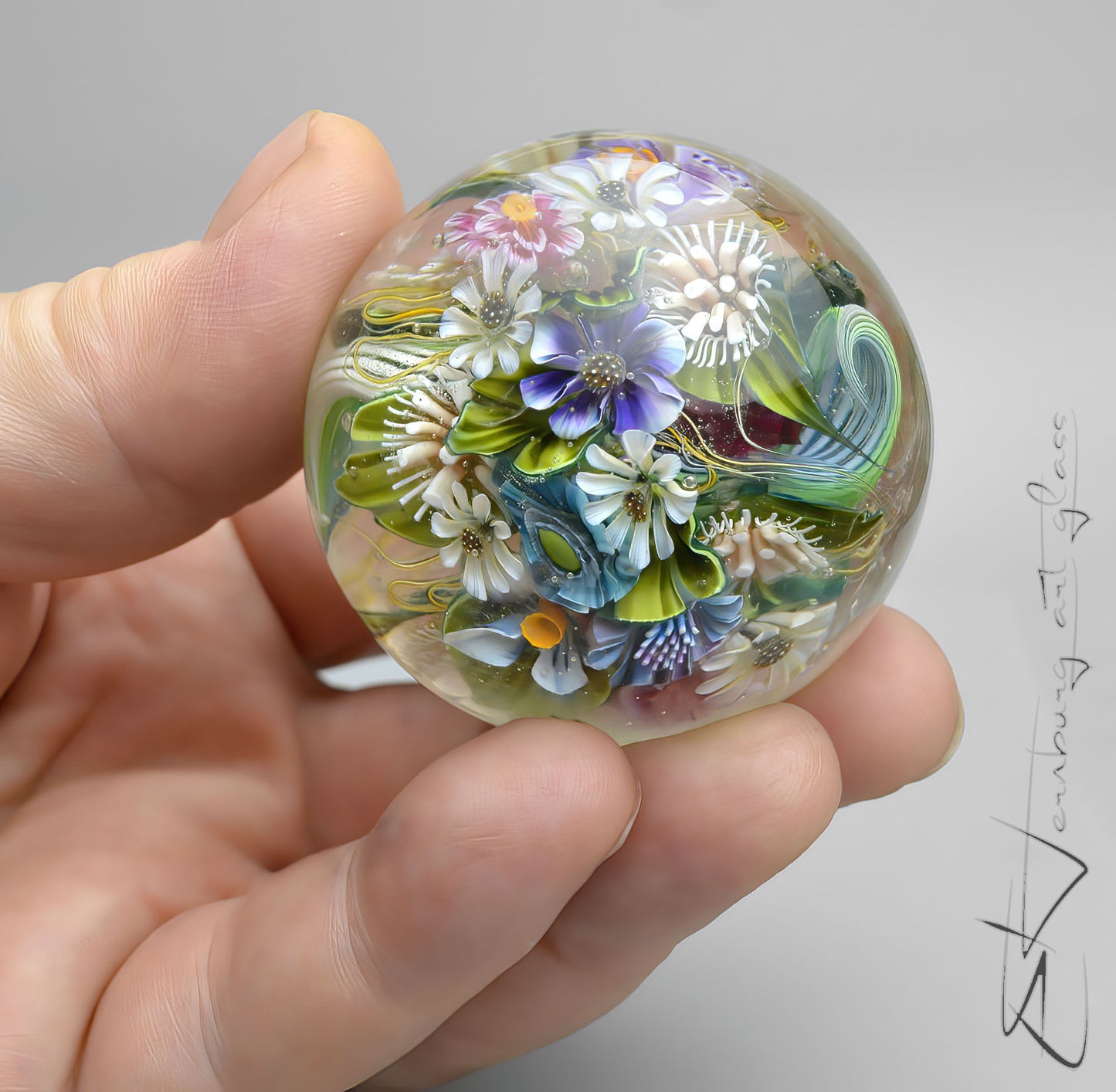 Marble. Collectible Sphere “Memory of Tenderness” Glass. Diameter — 50 mm (1.97”)