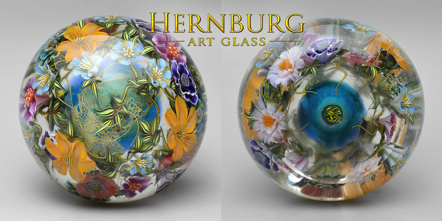 Paperweight "WONDERLAND". Glass. Diameter 53 mm (2.09”)