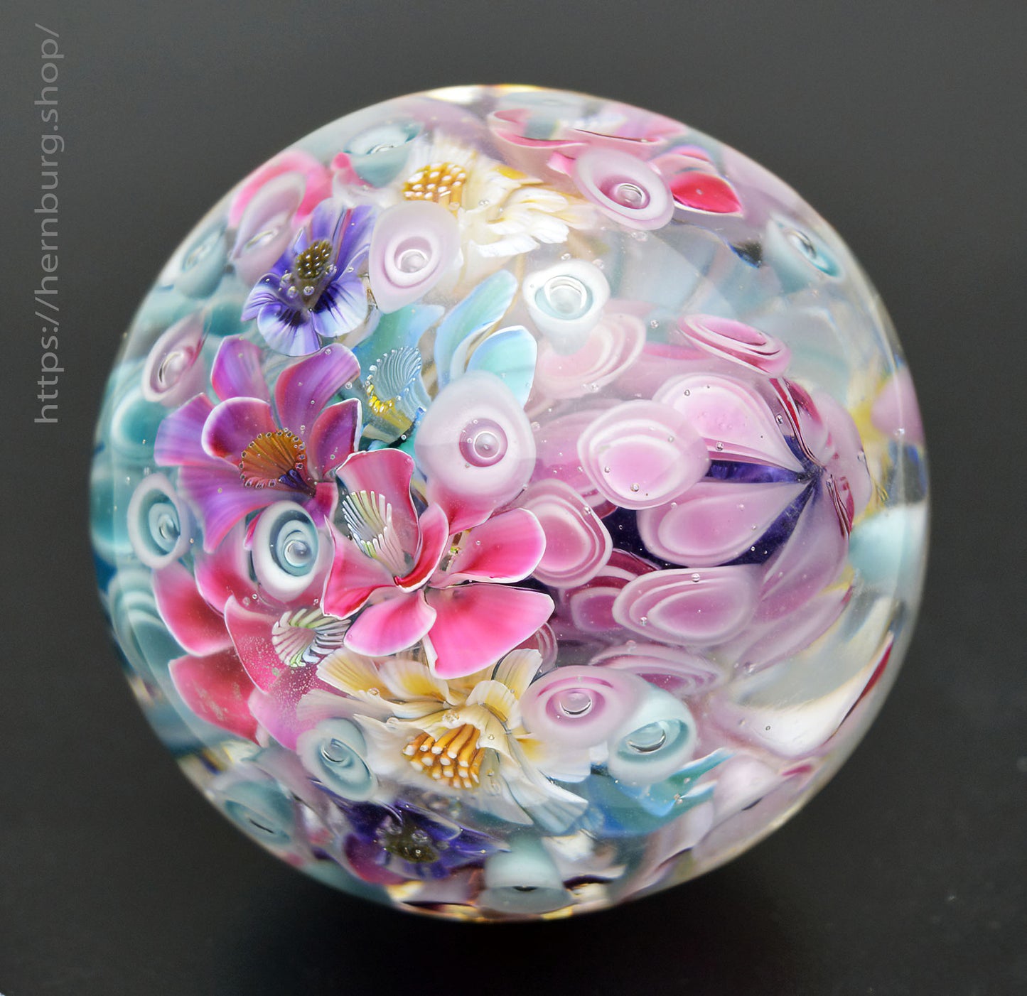Marble "Kaleidoscope Magic” Glass. Collectible sphere. Diameter — 45 mm (1.77”).