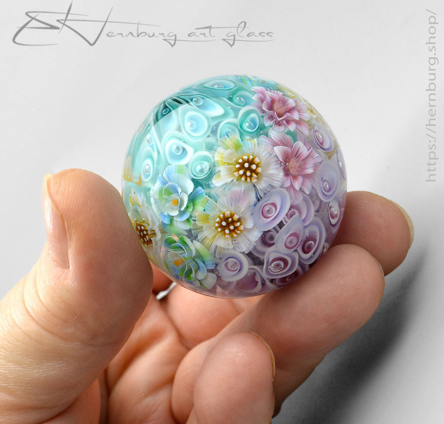 Marble "Kaleidoscope” Glass. Collectible sphere. Diameter — 42 mm (1.65”).